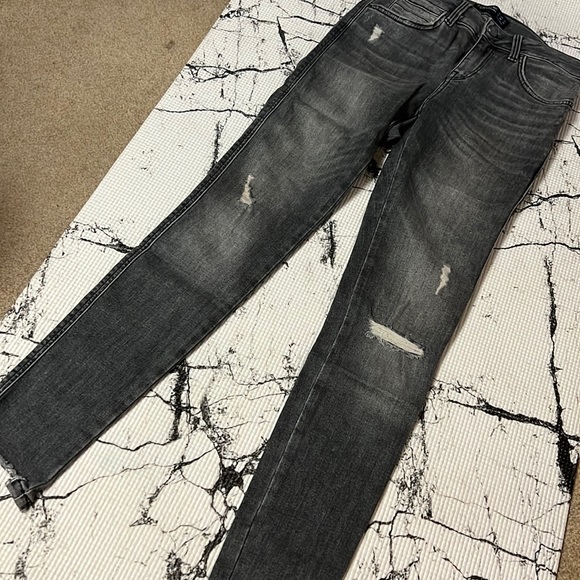 Womens gray skinny jeans from Zara